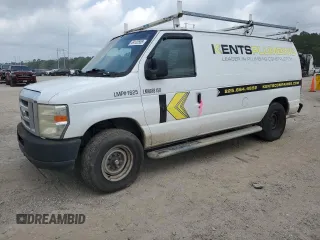 2013 Ford Econoline Cargo Commercial z VIN 1FTNE2EW9DDA45520, wystawiony jako Copart lot #54123555 z przebiegiem 236 945 mil mil oraz Szkody całkowita. Historia ofert i sprzedaży dostępna na DreamBid. Obrazek 1.