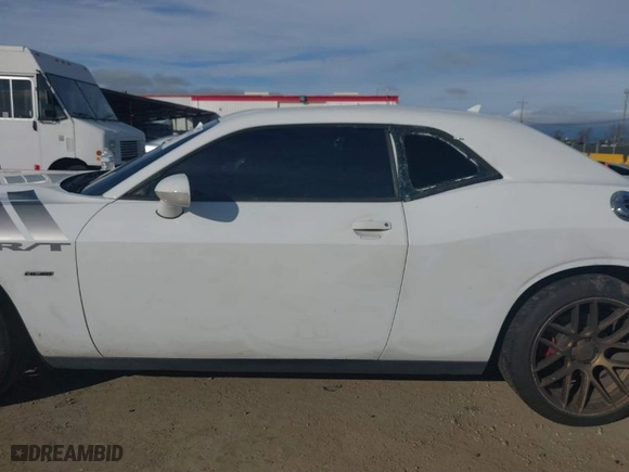 2015 Dodge Challenger R/T with VIN 2C3CDZAT3FH733392, listed as a IAAI auction lot 41633070 with 145,074 mi miles. Bid and sale history available at carsss.com. Image 15.