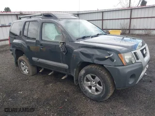 2011 Nissan Xterra Pro-4X with VIN 5N1AN0NW1BC516142, listed as a IAAI auction lot 41658077 with 178,443 mi miles. Bid and sale history available at carsss.com. Image 1.