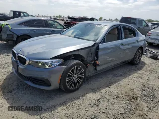 2019 BMW 5 Series 530e с VIN WBAJA9C50KB392639, выставлен на аукционе Copart как лот 54566255 с пробегом 86 878 миль миль и Списание • Salvage title. История ставок и продаж доступна на DreamBid. Изображение 1.