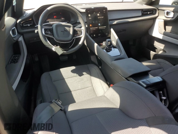 2024 Polestar 2 z VIN YSMFD3KA9RL210991, wystawiony jako Copart lot #58039505 z przebiegiem 18 091 mil mil oraz Szkody całkowita. Historia ofert i sprzedaży dostępna na DreamBid. Obrazek 8.