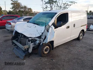 2021 Nissan NV200 SV z VIN 3N6CM0KN1MK708554, wystawiony jako IAAI lot #41264629 z przebiegiem 102 639 mil mil oraz . Historia ofert i sprzedaży dostępna na DreamBid. Obrazek 17.