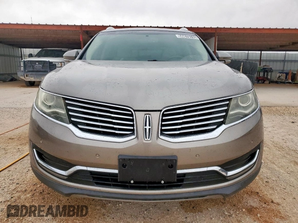 2017 Lincoln MKX Reserve z VIN 2LMPJ6LR6HBL30244, wystawiony jako Copart lot #56879745 z przebiegiem 98 771 mil mil oraz Czysty tytuł • Clean title. Historia ofert i sprzedaży dostępna na DreamBid. Obrazek 5.