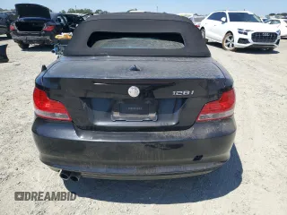 2008 BMW 1 Series 128i with VIN WBAUL73558VE88787, listed as a Copart auction lot 64285035 with 267,985 mi miles and Clean title. Bid and sale history available at DreamBid. Image 6.