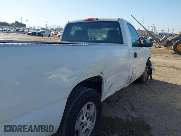 2006 Chevrolet Silverado 1500 Work Truck with VIN 3GCEC14X46G231966, listed as a IAAI auction lot 41993956 with 154,156 mi miles. Bid and sale history available at carsss.com. Image 14.
