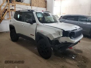 2018 Jeep Renegade Trailhawk with VIN ZACCJBCB2JPG81356, listed as a Copart auction lot 48348035 with 51,621 mi miles and Salvage Title. Bid and sale history available at carsss.com. Image 4.