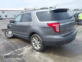 2012 Ford Explorer XLT with VIN 1FMHK8D81CGA54426, listed as a IAAI auction lot 41931005 with 194,501 mi miles and . Bid and sale history available at DreamBid. Image 3.