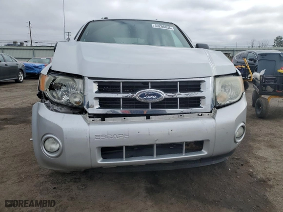 2009 Ford Escape XLT with VIN 1FMCU93G49KB28169, listed as a Copart auction lot 49296855 with 189,932 mi miles and Salvage Title. Bid and sale history available at carsss.com. Image 5.