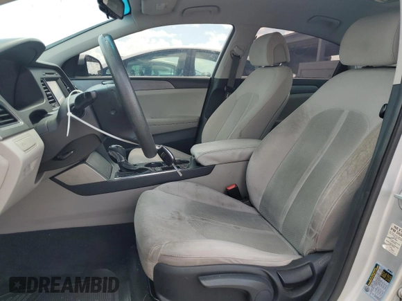 2016 Hyundai Sonata SE with VIN 5NPE24AF9GH352565, listed as a Copart auction lot 55914915 with 136,689 mi miles and Clean Title. Bid and sale history available at carsss.com. Image 7.