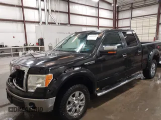 2011 Ford F-150 XL with VIN 1FTFW1EFXBKD42235, listed as a IAAI auction lot 41812147 with 220,144 mi miles. Bid and sale history available at carsss.com. Image 2.