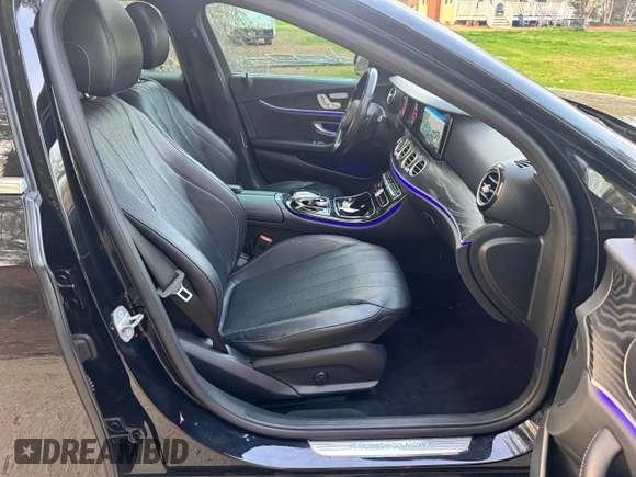 2017 Mercedes-Benz E-Class E 300 Luxury with VIN WDDZF4KB3HA104604, listed as a Copart auction lot 55533765 with 125,497 mi miles and Clean Title. Bid and sale history available at carsss.com. Image 5.
