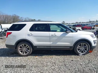 2017 Ford Explorer XLT z VIN 1FM5K7D81HGD96172, wystawiony jako IAAI lot #41620454 z przebiegiem 122 937 mil mil oraz . Historia ofert i sprzedaży dostępna na DreamBid. Obrazek 13.