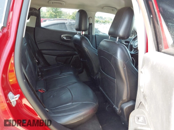 2017 Jeep Compass Sport z VIN 3C4NJDAB4HT642441, wystawiony jako IAAI lot #42564509 z przebiegiem 133 483 mil mil oraz . Historia ofert i sprzedaży dostępna na DreamBid. Obrazek 8.