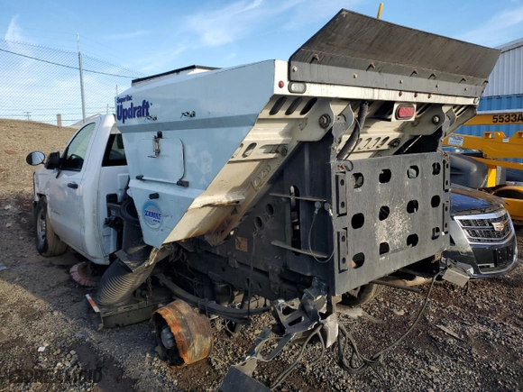 2018 Chevrolet Silverado 1500 Work Truck with VIN 1GCNCNEH9JZ321315, listed as a Copart auction lot 43013445 with 174,224 mi miles and Salvage Title. Bid and sale history available at carsss.com. Image 2.