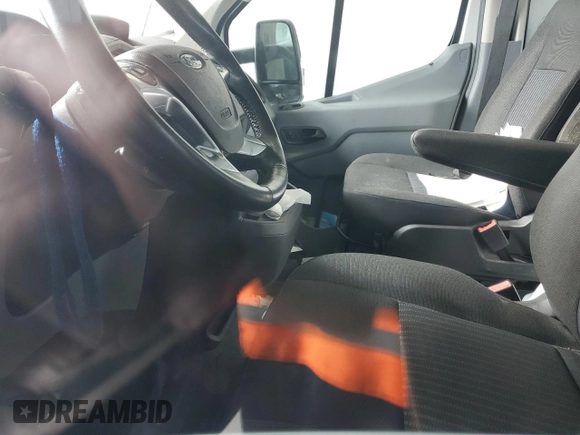 2017 Ford Transit with VIN 1FTYR1CMXHKA58288, listed as a Copart auction lot 46539105 with Not Provided miles and Clean Title. Bid and sale history available at DreamBid. Image 7.