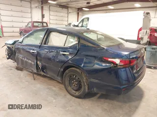 2019 Nissan Altima 2.5 S with VIN 1N4BL4BW6KC152381, listed as a IAAI auction lot 41340876 with 60,540 mi miles. Bid and sale history available at carsss.com. Image 3.