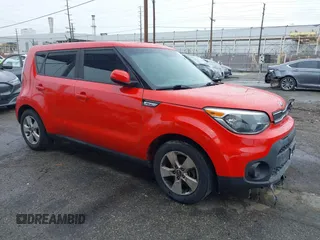 2019 Kia Soul with VIN KNDJN2A21K7025193, listed as a IAAI auction lot 41807788 with 100,193 mi miles. Bid and sale history available at carsss.com. Image 1.
