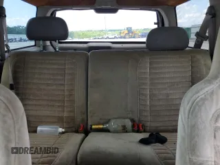 1995 Jeep Grand Cherokee Laredo с VIN 1J4GZ58S5SC724222, выставлен на аукционе Copart как лот 57837155 с пробегом 246 303 миль миль и Списание • Salvage title. История ставок и продаж доступна на DreamBid. Изображение 10.