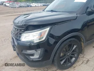 2017 Ford Explorer XLT z VIN 1FM5K7D82HGD35543, wystawiony jako IAAI lot #42100695 z przebiegiem 185 103 mil mil oraz . Historia ofert i sprzedaży dostępna na DreamBid. Obrazek 17.