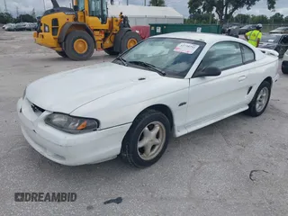 1997 Ford Mustang GT with VIN 1FALP42X8VF152984, listed as a IAAI auction lot 42738292 with 92,002 mi miles and . Bid and sale history available at DreamBid. Image 2.