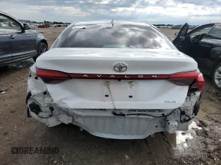 2022 Toyota Avalon XLE z VIN 4T1JZ1FB0NU086057, wystawiony jako Copart lot #56492205 z przebiegiem 22 869 mil mil oraz Szkoda całkowita • Salvage title. Historia ofert i sprzedaży dostępna na DreamBid. Obrazek 6.