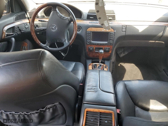2006 Mercedes-Benz S-Class 5.0L with VIN WDBNG75J16A477632, listed as a Copart auction lot 51081275 with 0 mi miles and Salvage Title. Bid and sale history available at carsss.com. Image 8.