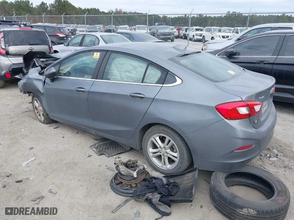 2018 Chevrolet Cruze LT with VIN 1G1BE5SM2J7217221, listed as a IAAI auction lot 41055413 with 1 mi miles. Bid and sale history available at carsss.com. Image 3.