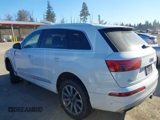2019 Audi Q7 Premium Plus z VIN WA1LAAF78KD006428, wystawiony jako IAAI lot #41432030 z przebiegiem 63 380 mil mil oraz . Historia ofert i sprzedaży dostępna na DreamBid. Obrazek 14.
