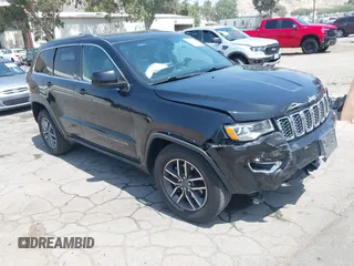 2020 Jeep Grand Cherokee Altitude z VIN 1C4RJEAG7LC113623, wystawiony jako IAAI lot #42478952 z przebiegiem 86 292 mil mil oraz . Historia ofert i sprzedaży dostępna na DreamBid. Obrazek 1.