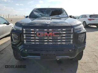 2023 GMC Canyon 4WD Denali with VIN 1GTP6FEK8P1124788, listed as a Copart auction lot 89362105 with 0 mi miles and Salvage Title. Bid and sale history available at carsss.com. Image 5.