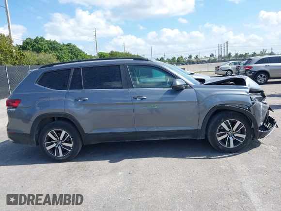 2022 Volkswagen Atlas SE with VIN 1V2DP2CA9NC542764, listed as a IAAI auction lot 42169444 with 33,506 mi miles and . Bid and sale history available at DreamBid. Image 13.
