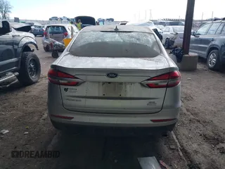 2019 Ford Fusion SE with VIN 3FA6P0HD8KR186392, listed as a IAAI auction lot 41884740 with 64,663 mi miles. Bid and sale history available at carsss.com. Image 17.
