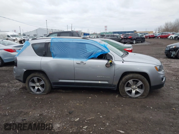 2017 Jeep Compass High Altitude with VIN 1C4NJDEB8HD100971, listed as a IAAI auction lot 42044082 with 94,486 mi miles. Bid and sale history available at carsss.com. Image 13.