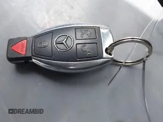 2013 Mercedes-Benz C 250 Sport z VIN WDDGF4HB5DA781713, wystawiony jako IAAI lot #42109186 z przebiegiem 142 167 mil mil oraz . Historia ofert i sprzedaży dostępna na DreamBid. Obrazek 11.