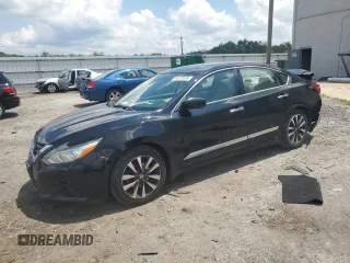 2017 Nissan Altima SV with VIN 1N4AL3AP9HC143604, listed as a Copart auction lot 64029535 with 76,069 mi miles and Salvage title. Bid and sale history available at DreamBid. Image 1.