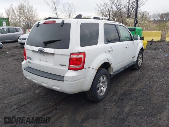 2008 Ford Escape Limited with VIN 1FMCU94178KE46120, listed as a IAAI auction lot 42046936 with 173,658 mi miles. Bid and sale history available at carsss.com. Image 4.