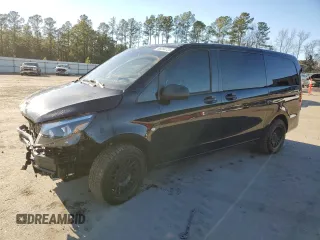 2020 Mercedes-Benz Metris with VIN W1WV0FEY0L3707677, listed as a Copart auction lot 88204725 with 29,945 mi miles and Salvage Title. Bid and sale history available at DreamBid. Image 1.