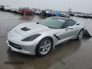 2015 Chevrolet Corvette 1LT with VIN 1G1YB2D73F5121447, listed as a Copart auction lot 43639735 with 40,398 mi miles and Salvage Title. Bid and sale history available at carsss.com. Image 1.