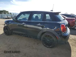 2023 MINI Hardtop 4 Door Cooper S with VIN WMW53DK06P2S83548, listed as a Copart auction lot 45999985 with 31,697 mi miles and Salvage title. Bid and sale history available at DreamBid. Image 2.