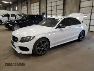 2016 Mercedes-Benz C 450 AMG z VIN 55SWF6EBXGU133767, wystawiony jako Copart lot #51127625 z przebiegiem 82 137 mil mil oraz Szkoda całkowita • Salvage title. Historia ofert i sprzedaży dostępna na DreamBid. Obrazek 1.