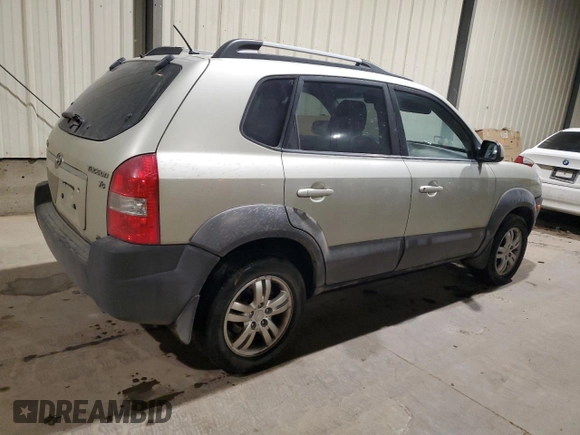 2007 Hyundai Tucson GL with VIN KM8JM72D17U684962, listed as a Copart auction lot 83152754 with 314,025 mi miles and Clean Title. Bid and sale history available at carsss.com. Image 3.