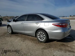 2015 Toyota Camry XLE with VIN 4T4BF1FK3FR503711, listed as a Copart auction lot 48924595 with 142,377 mi miles and Salvage Title. Bid and sale history available at carsss.com. Image 2.