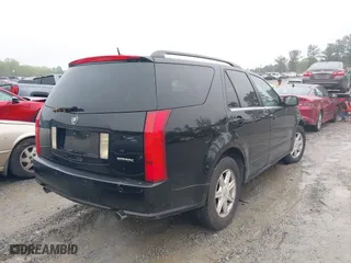 2005 Cadillac SRX with VIN 1GYEE637850138387, listed as a IAAI auction lot 41984558 with 145,162 mi miles. Bid and sale history available at carsss.com. Image 4.
