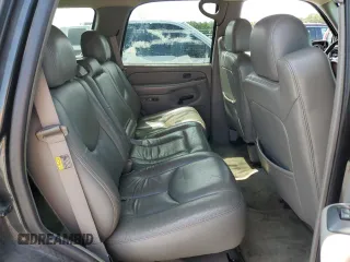 2004 Chevrolet Tahoe LT with VIN 1GNEC13Z74R135885, listed as a Copart auction lot 70202754 with 307,366 mi miles and Salvage Title. Bid and sale history available at carsss.com. Image 11.