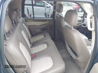 2003 Ford Explorer Eddie Bauer z VIN 1FMZU74K53ZB33588, wystawiony jako IAAI lot #41830741 z przebiegiem 142 978 mil mil oraz . Historia ofert i sprzedaży dostępna na DreamBid. Obrazek 8.