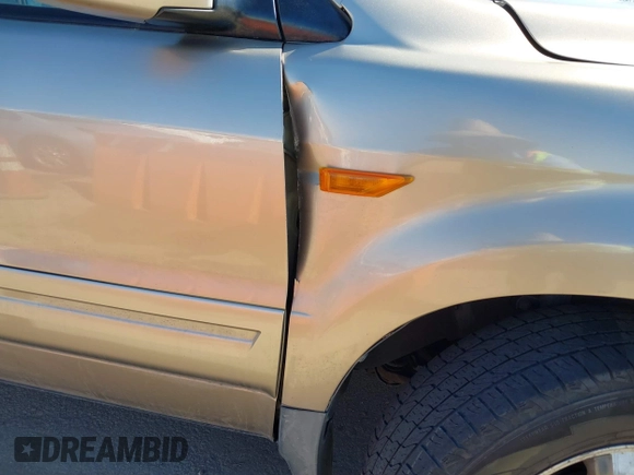 2006 Honda Pilot EX with VIN 5FNYF28416B017534, listed as a IAAI auction lot 41656789 with 241,343 mi miles and . Bid and sale history available at DreamBid. Image 17.