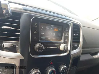 2016 Ram 2500 SLT with VIN 3C6UR5DL9GG210991, listed as a IAAI auction lot 41832164 with 215,098 mi miles. Bid and sale history available at carsss.com. Image 18.