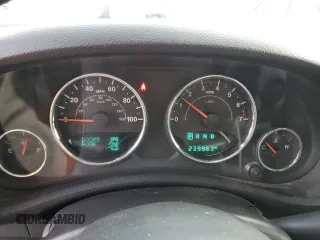 2018 Jeep Wrangler JK Unlimited Sport with VIN 1C4BJWDG1JL808941, listed as a Copart auction lot 87927545 with 239,963 mi miles and Salvage Title. Bid and sale history available at carsss.com. Image 9.
