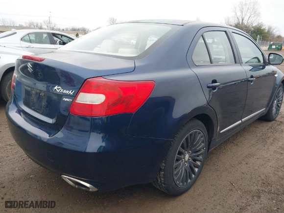 2011 Suzuki Kizashi SE with VIN JS2RF9A32B6111089, listed as a IAAI auction lot 41157441 with 139,180 mi miles. Bid and sale history available at carsss.com. Image 4.