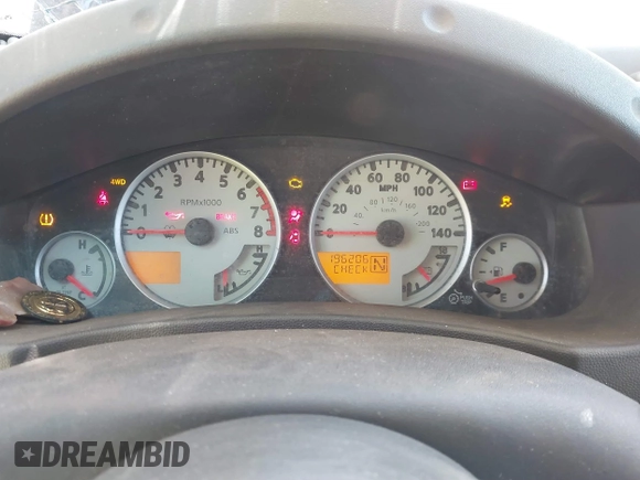2012 Nissan Xterra S with VIN 5N1AN0NW2CC522324, listed as a IAAI auction lot 41082466 with 196,206 mi miles and . Bid and sale history available at DreamBid. Image 7.